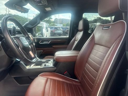 Used 2024 GMC Sierra 3500 Denali Ultimate AWD/4WD image 18
