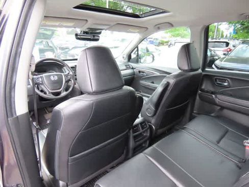 Used 2022 Honda Ridgeline RTL image 15