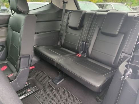 Certified 2022 Volkswagen Atlas SE image 25