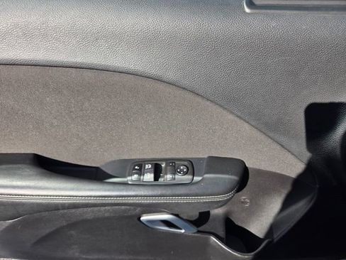 Used 2022 Dodge Challenger R/T w/ Blacktop Package image 12