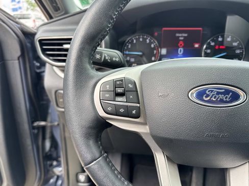 Used 2021 Ford Explorer XLT w/ Equipment Group 202A RWD image 22