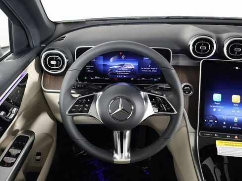 New 2026 Mercedes-Benz GLC 300 image 3