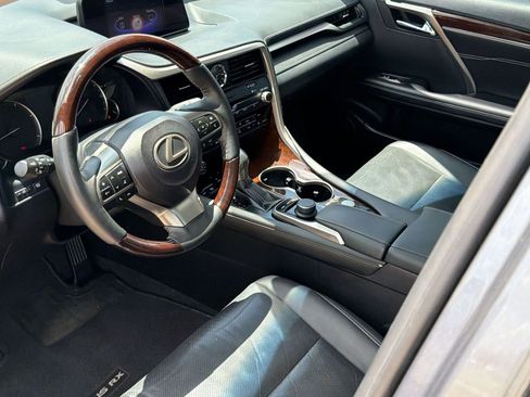 Used 2018 Lexus RX 350 FWD w/ Premium Package image 4