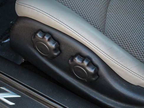 Used 2014 Nissan 370Z Touring w/ Navigation Package image 16