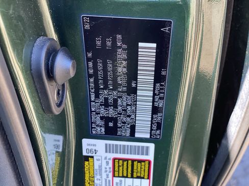 Used 2022 Toyota Sienna XLE w/ XLE Plus Package FWD image 30