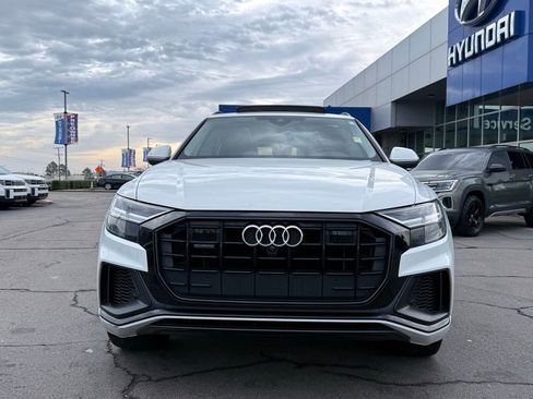 Used 2020 Audi Q8 Premium Plus w/ Premium Plus Package image 2