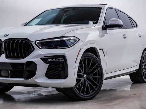 Used 2021 BMW X6 xDrive40i w/ M Sport Package image 2