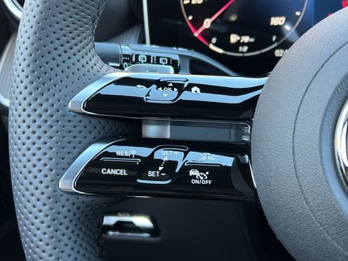 Used 2026 Mercedes-Benz GLC 300 4MATIC image 29