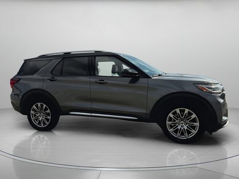New 2026 Ford Explorer Platinum image 37