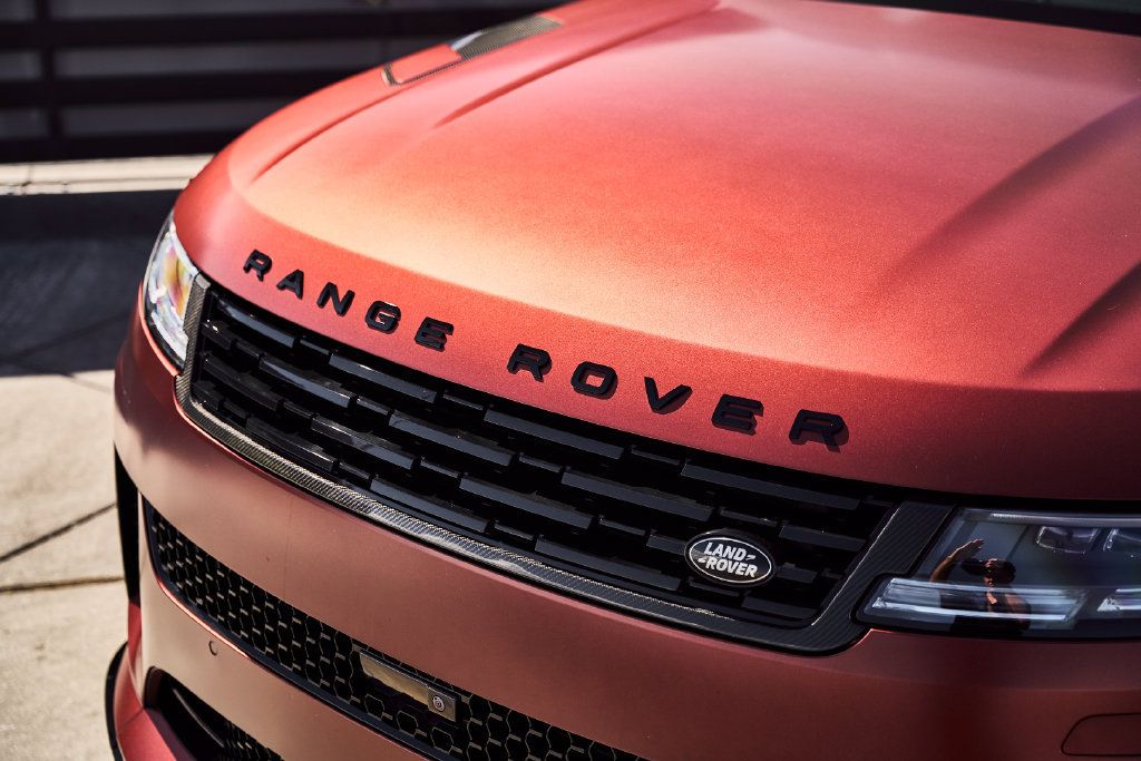 Used 2025 Land Rover Range Rover Sport SV Edition Two AWD/4WD image 7