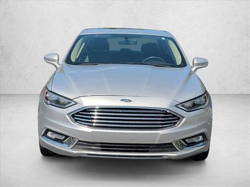 Used 2018 Ford Fusion Titanium AWD/4WD image 2