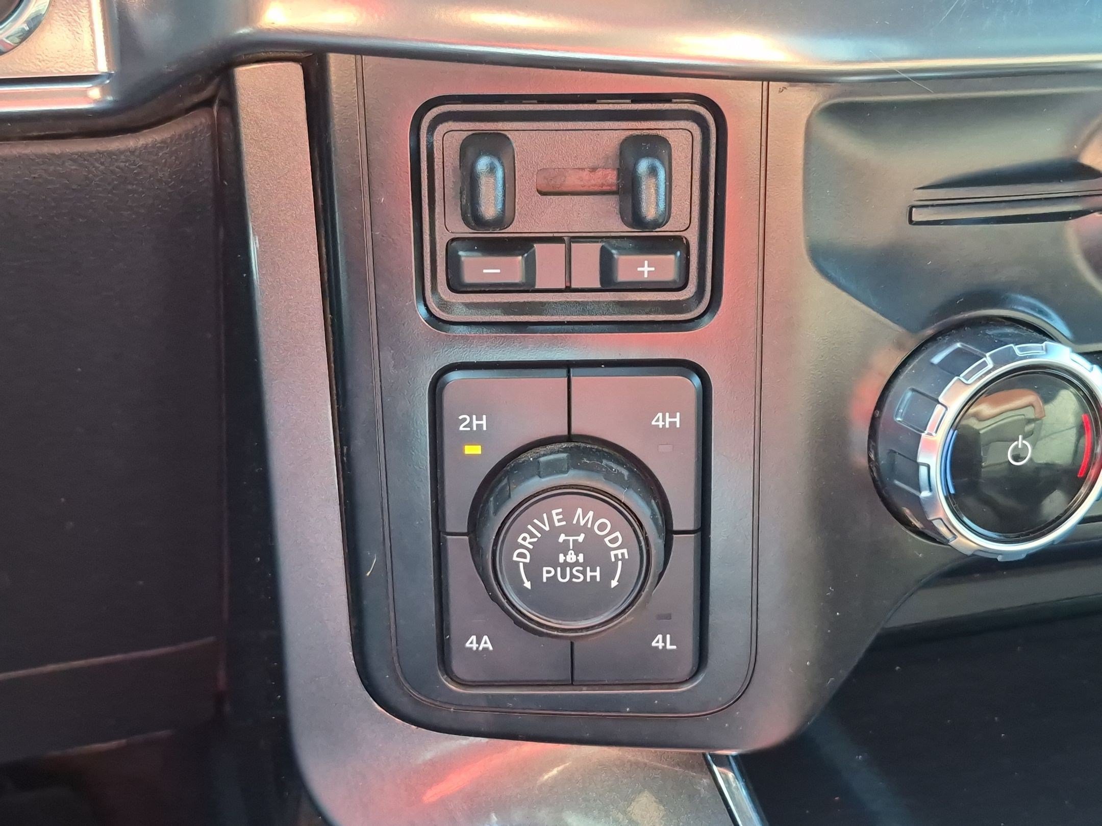 Used 2023 Ford F150 Lariat w/ Equipment Group 502A High AWD/4WD image 22