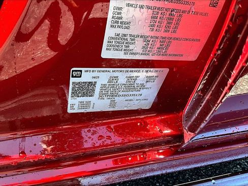 Used 2025 GMC Sierra 1500 SLT RWD image 4