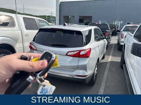 Used 2018 Chevrolet Equinox LT FWD image 4