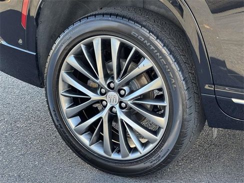 Used 2025 Buick Enclave Avenir w/ Super Cruise Package image 5
