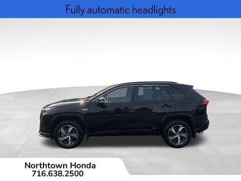 Used 2023 Toyota RAV4 SE w/ Weather & Moonroof Package AWD/4WD image 8