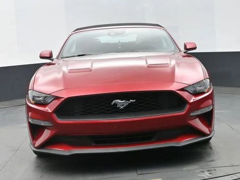Used 2023 Ford Mustang Premium RWD image 3