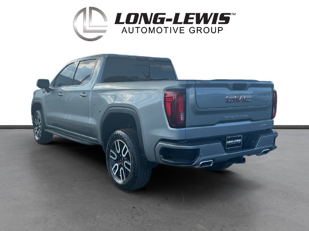 Used 2025 GMC Sierra 1500 AT4 w/ AT4 Premium Package AWD/4WD image 4