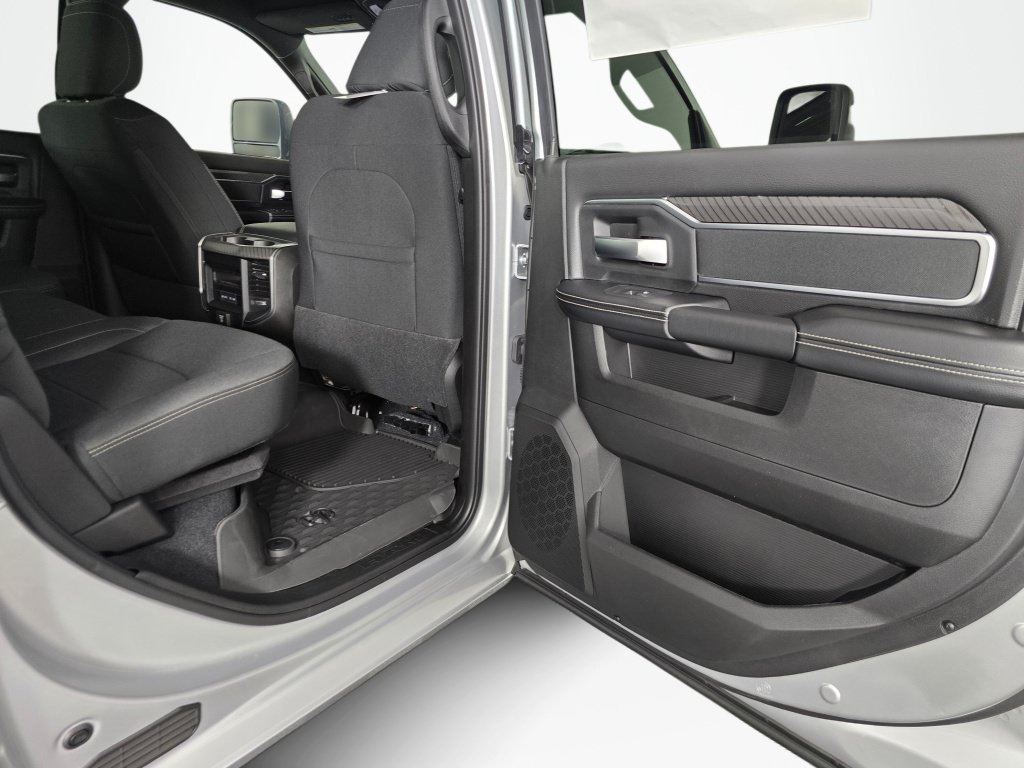 New 2026 RAM 2500 Big Horn AWD/4WD image 38