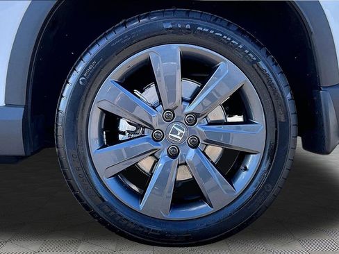 Used 2023 Honda Pilot Sport image 24