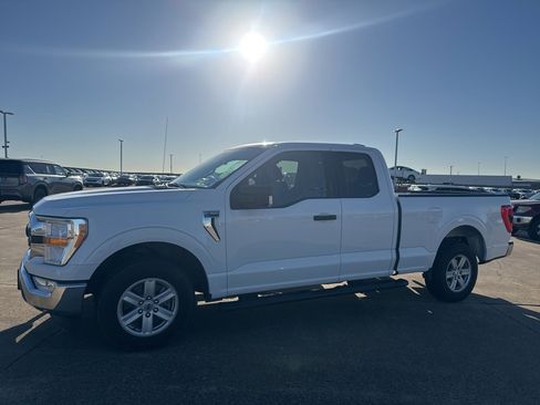 Used 2021 Ford F150 XLT w/ Equipment Group 301A Mid image 6