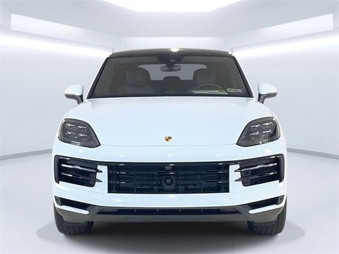 New 2026 Porsche Cayenne E-Hybrid Coupe image 10