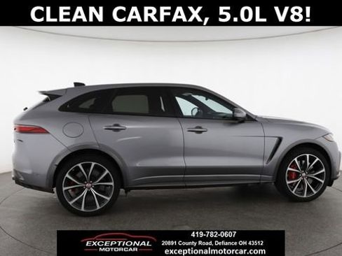 Used 2022 Jaguar F-PACE SVR image 22