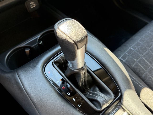 Used 2024 Honda HR-V LX image 28