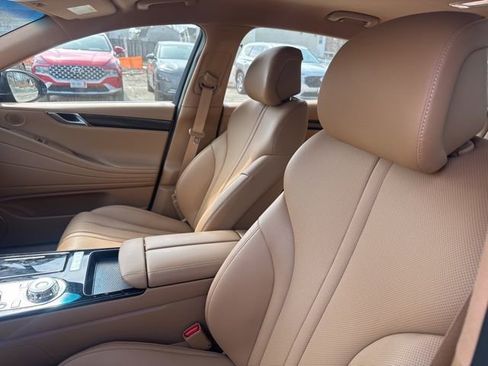 Certified 2026 Genesis G80 2.5T AWD/4WD image 11
