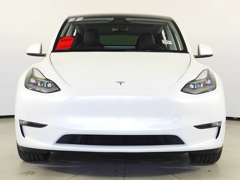 Used 2022 Tesla Model Y Performance AWD/4WD image 3
