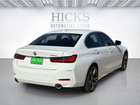 Used 2024 BMW 330i Sedan w/ Premium Package RWD image 5