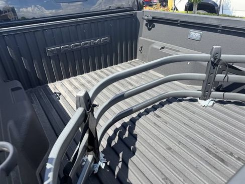 Certified 2025 Toyota Tacoma Limited AWD/4WD image 26
