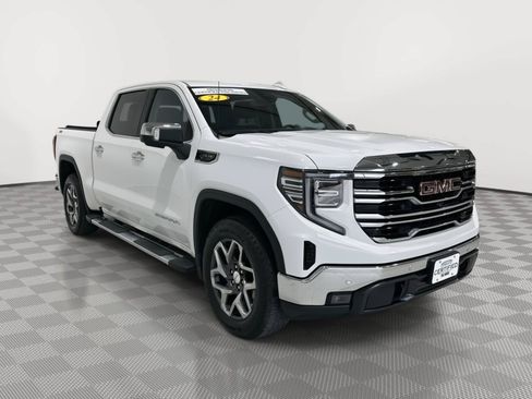 Used 2024 GMC Sierra 1500 SLT w/ SLT Premium Plus Package AWD/4WD image 7