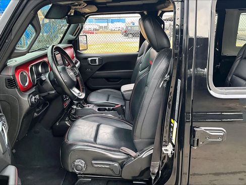 Used 2022 Jeep Wrangler Unlimited Rubicon w/ Cold Weather Group image 8