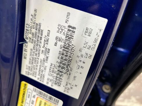 Used 2016 Ford Fusion Titanium image 28