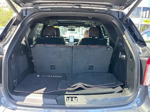 Used 2023 Ford Explorer Platinum w/ Technology Package AWD/4WD image 52