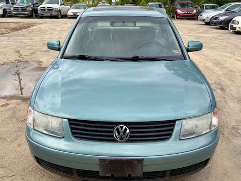 Used 1999 Volkswagen Passat GLS FWD image 8