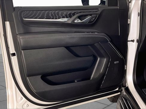 Certified 2023 GMC Yukon XL Denali AWD/4WD image 41