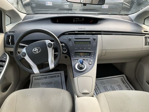 Used 2010 Toyota Prius Two FWD image 15