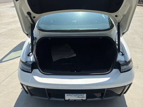 Used 2024 Hyundai Ioniq 6 SE RWD image 33