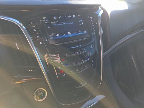 Used 2020 Cadillac Escalade ESV Luxury image 6