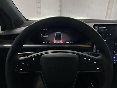 Used 2023 Tesla Model X AWD/4WD image 11