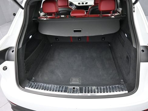 Certified 2023 Porsche Cayenne S Platinum AWD/4WD image 33
