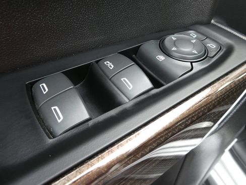 Certified 2019 Chevrolet Silverado 1500 RST AWD/4WD image 27