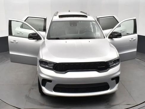 Used 2024 Dodge Durango GT image 10