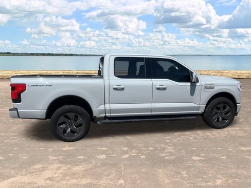 Used 2023 Ford F150 Lightning Lariat AWD/4WD image 2