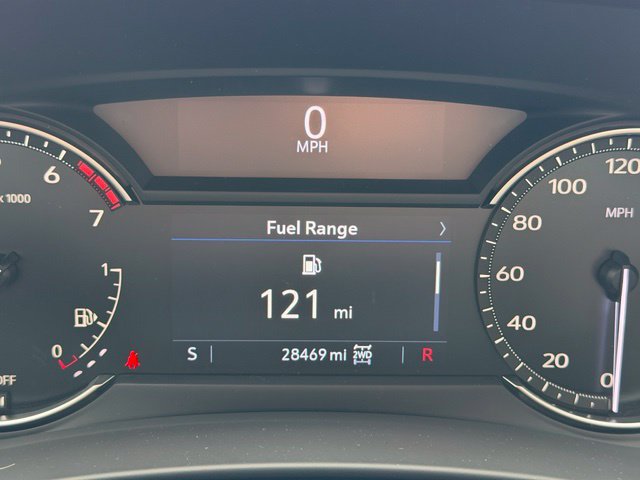 Certified 2023 Cadillac XT4 Luxury w/ Cold Weather Package AWD/4WD image 31