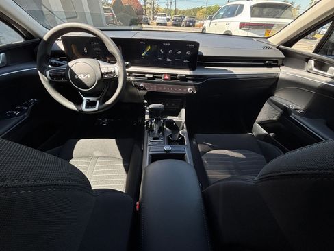 Used 2025 Kia K5 LXS image 33