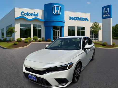 Used 2023 Honda Civic EX image 2