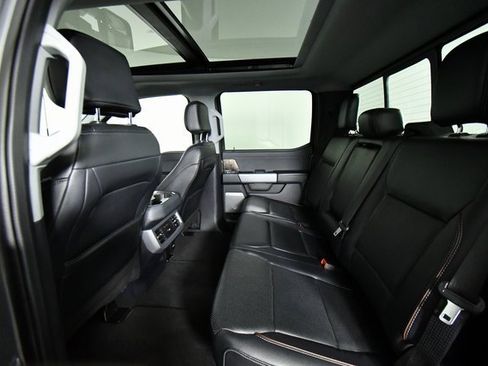 Used 2024 Ford F350 Lariat w/ Black Appearance Package image 25